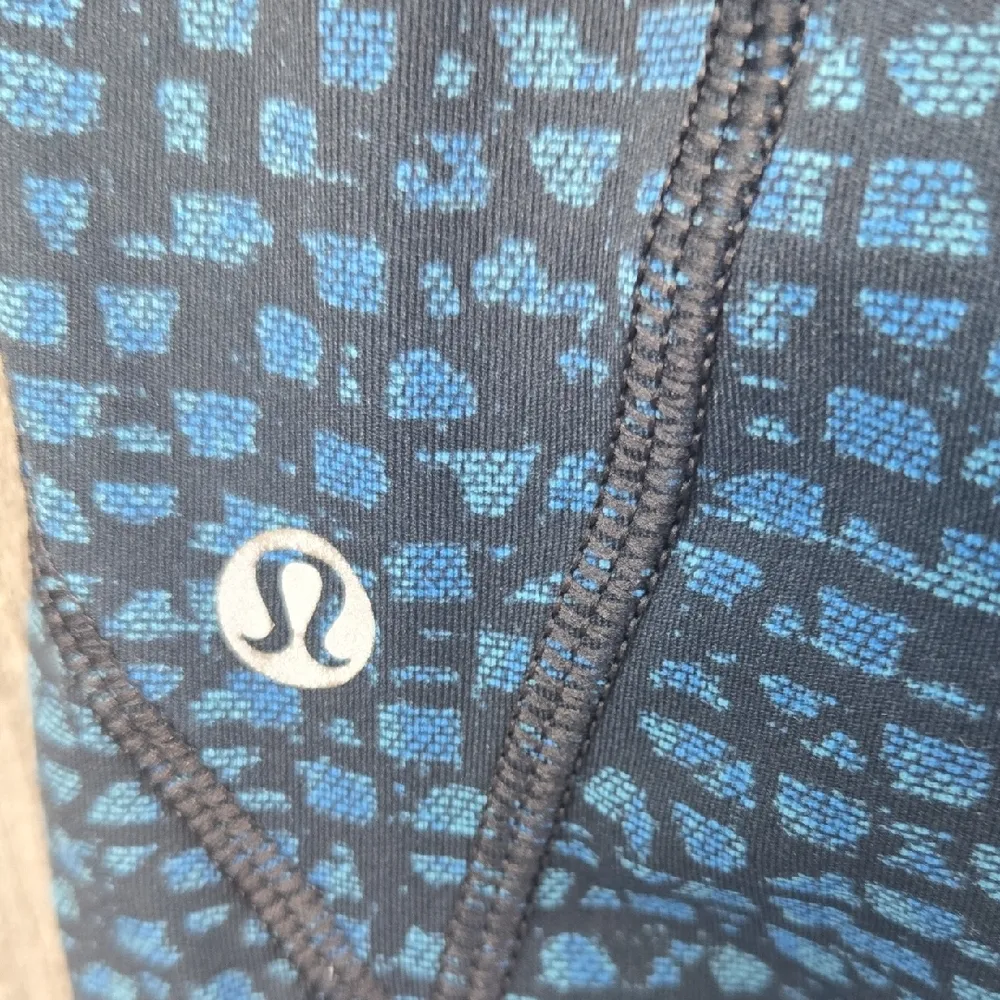 Blue and Black Patterned Leggings - Image 2