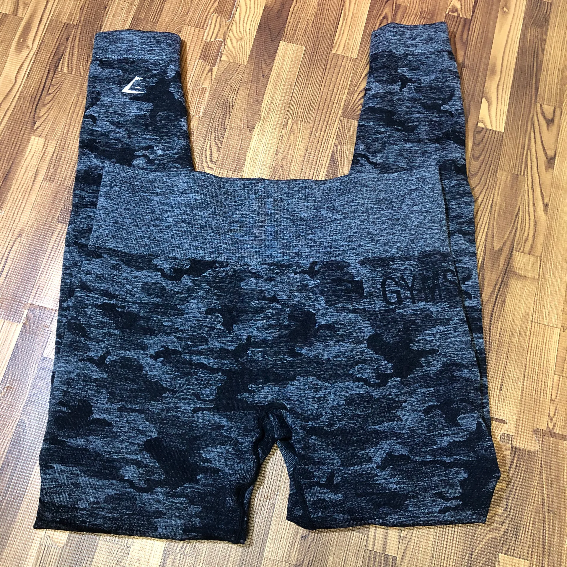 Gymshark Adapt Camo Seamless Leggings - Image 4