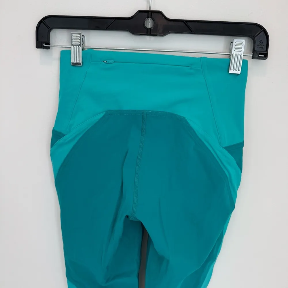 Lululemon Train Times 7/8 Pant *Blocked 25"Spirit Green / Eucalyptus size 4 - Image 6