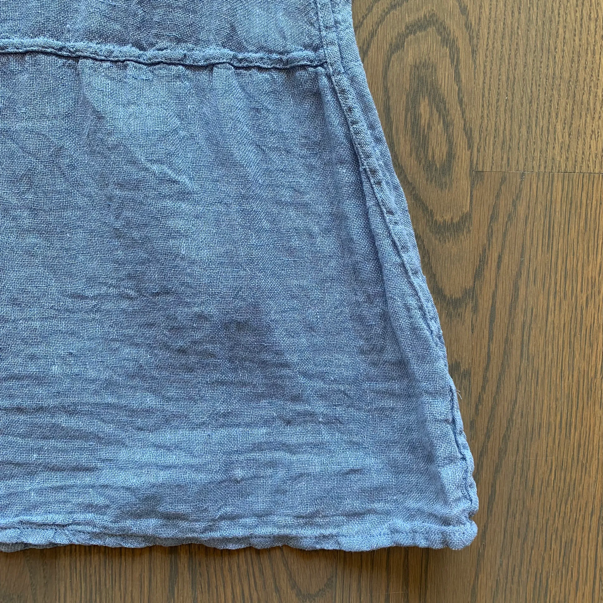 100% Linen Pale Blue Sleeveless Top Size Medium - Image 4