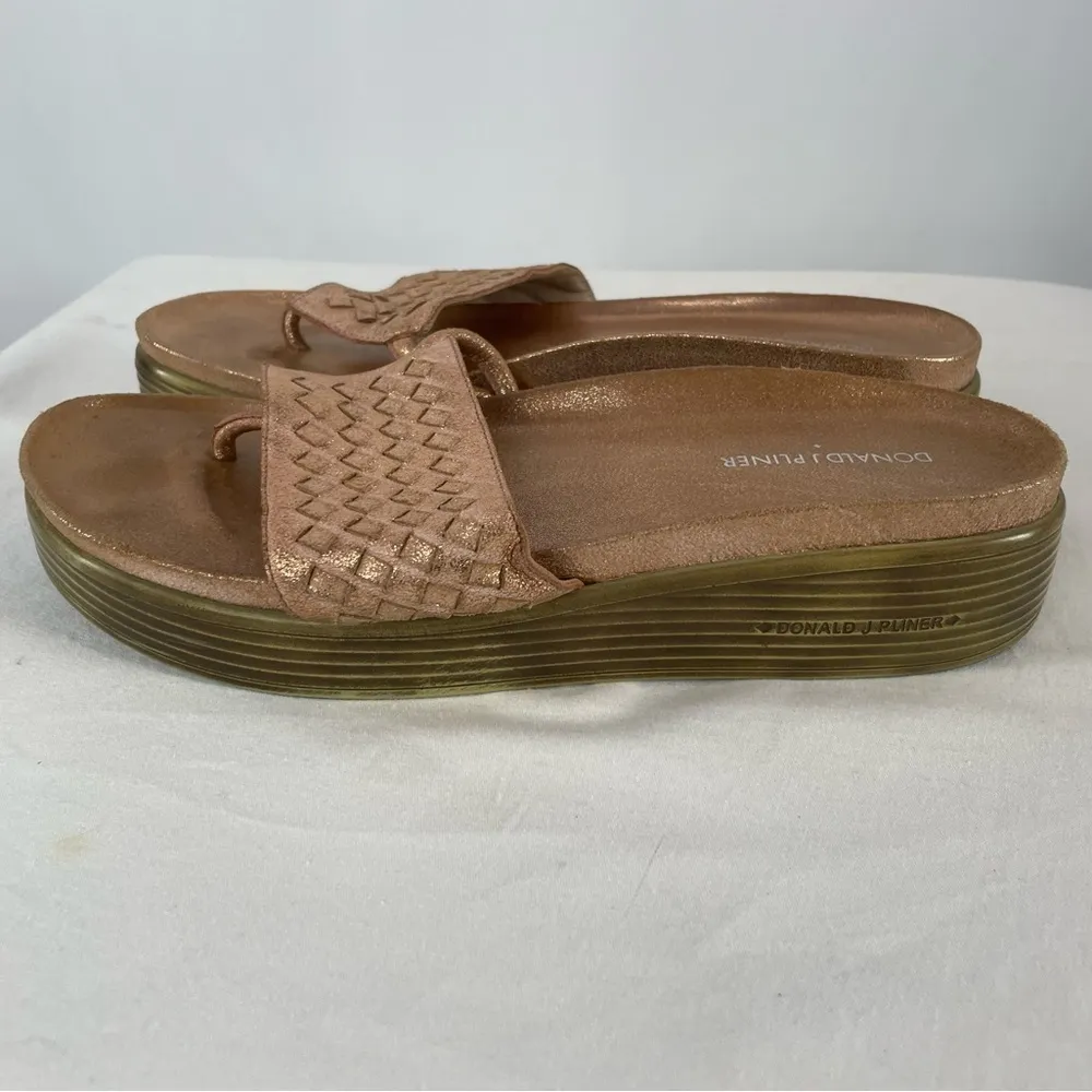 Donald J Pliner Fifi Slip‎ On Cork Sandal in Rose Gold Size 11 Pink - Image 3
