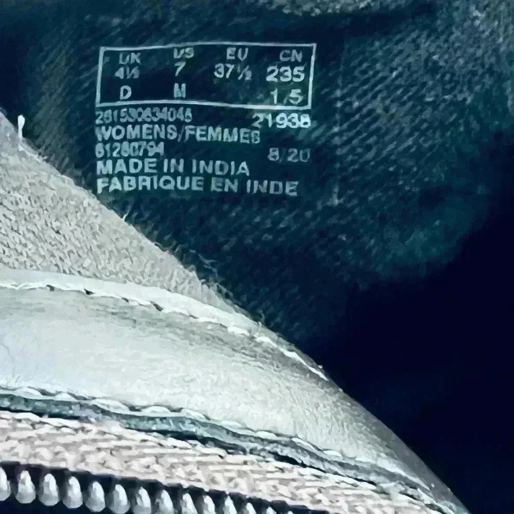 Clarks Women's Camzin Dime Ankle Boot - Image 10