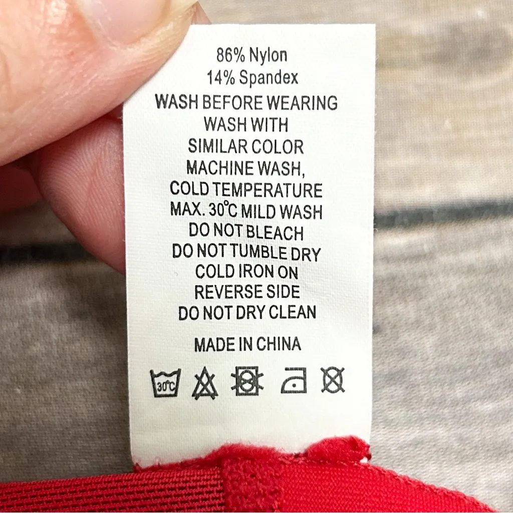 Zyia Active Red Sheer Mesh Paneling Back Zip Up One More Rep Sports Bra Medium - Image 12