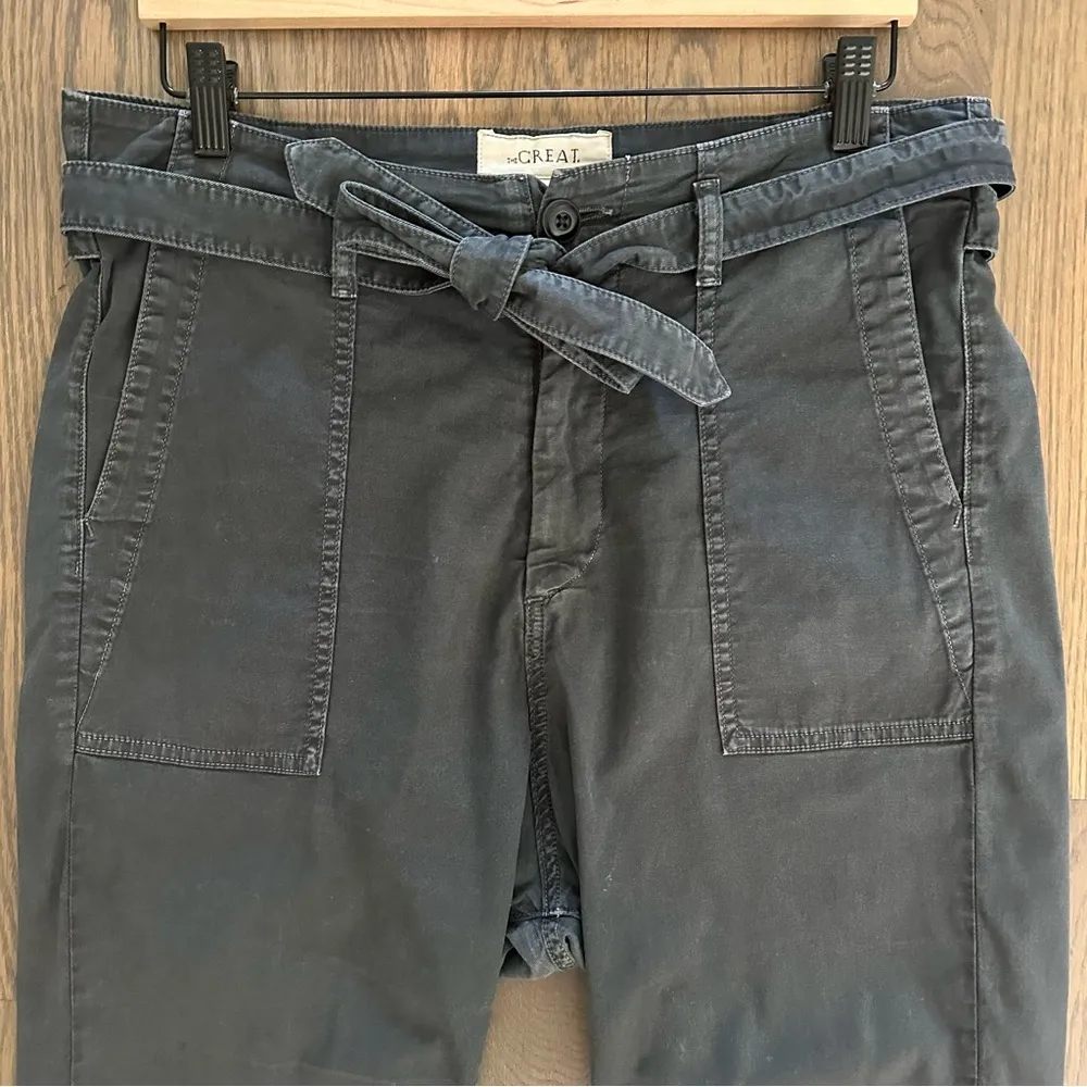 The Great The Convertible Tie Waist Cropped Pant in Charcoal Grey Size 2 Medium - Image 8