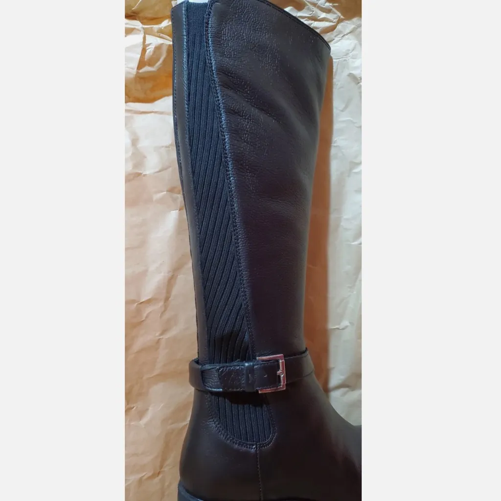 MSRP$229 Gentle Souls Women's Brinley Leather Comfort Knee-High Boots Size 7.5US - Image 4