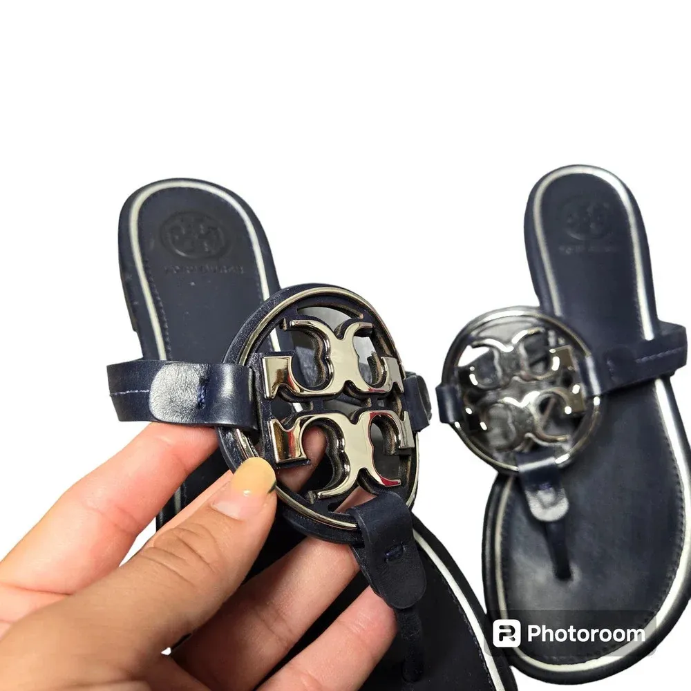 Tory Burch Miller Perfect Navy/ Silver Sandals Size: 6 - Image 2