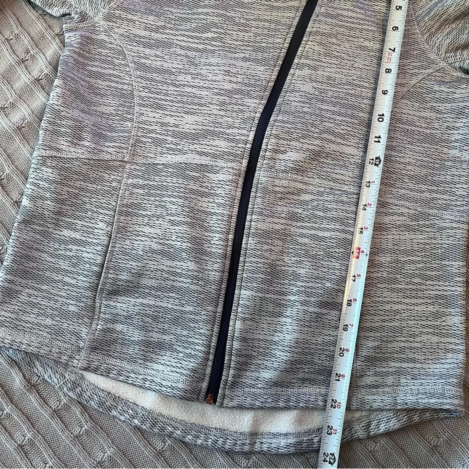 C9 by Champion Women’s Elevated Tech Fleece Full Zip Sweatshirt Sz Small Gray - Image 8