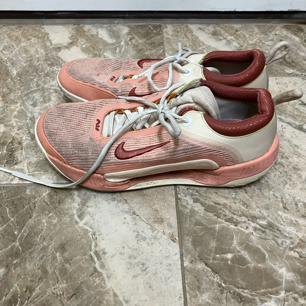 Nike Women's Zoom Court NXT Tennis Shoes size 10 Style DH0222 816 - Image 4