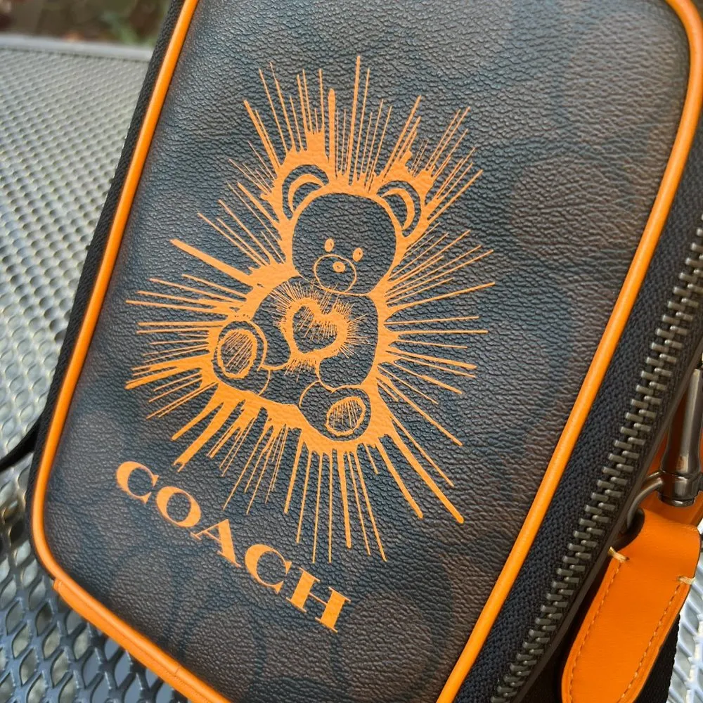 coach Stanton Crossbody In Signature Canvas With Bear cl437 - Image 4