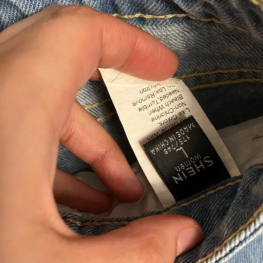 Shein light blue mom jeans size L - Image 2