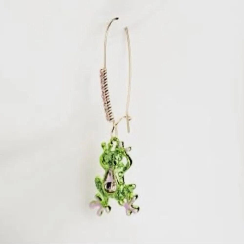 Betsey Johnson Dangling Frog Earrings Green Gold - Image 4