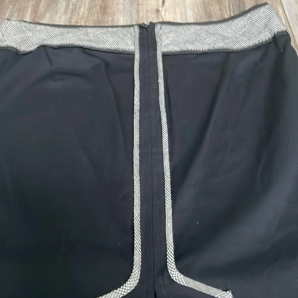 Vivienne Tam Vintage Black Houndstooth Trimmed Pencil Skirt - Image 5