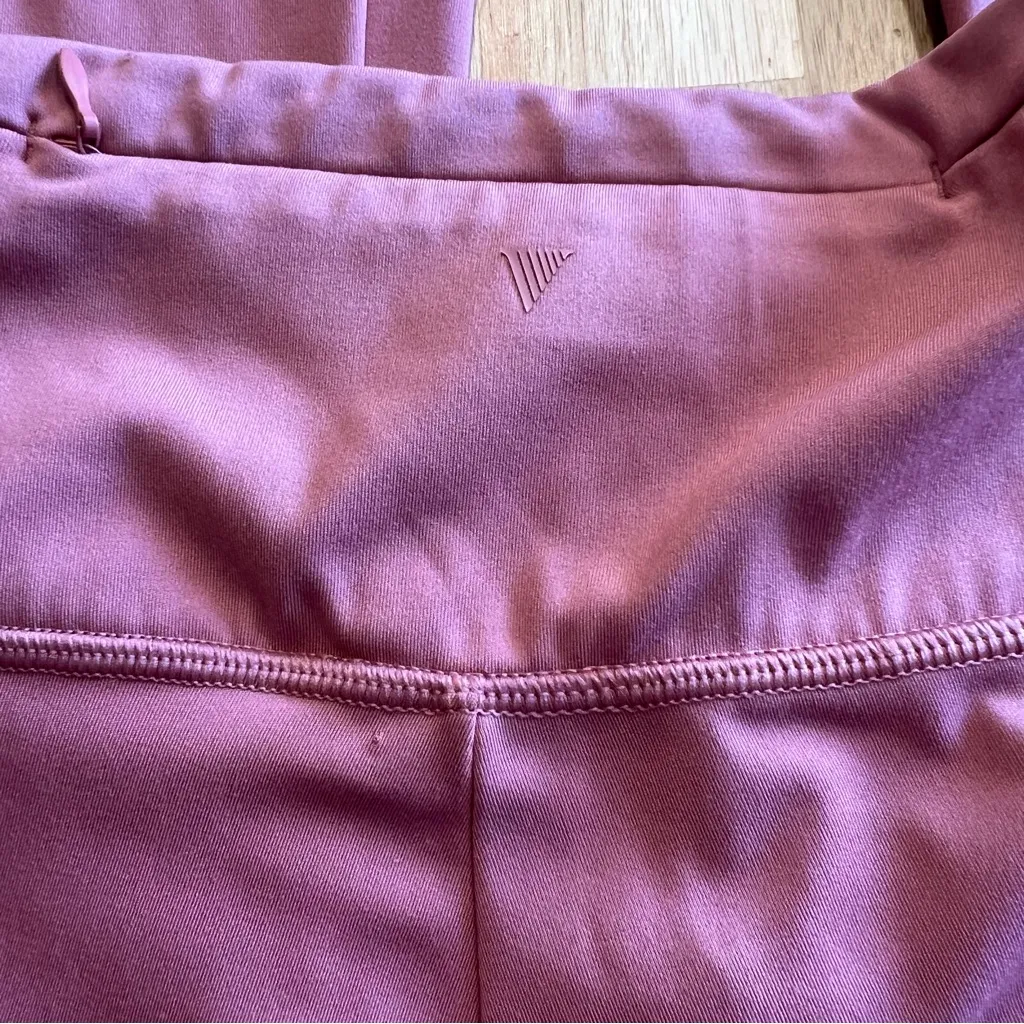 Victoria’s Secret On Point Live High-Waisted Leggings - Image 8