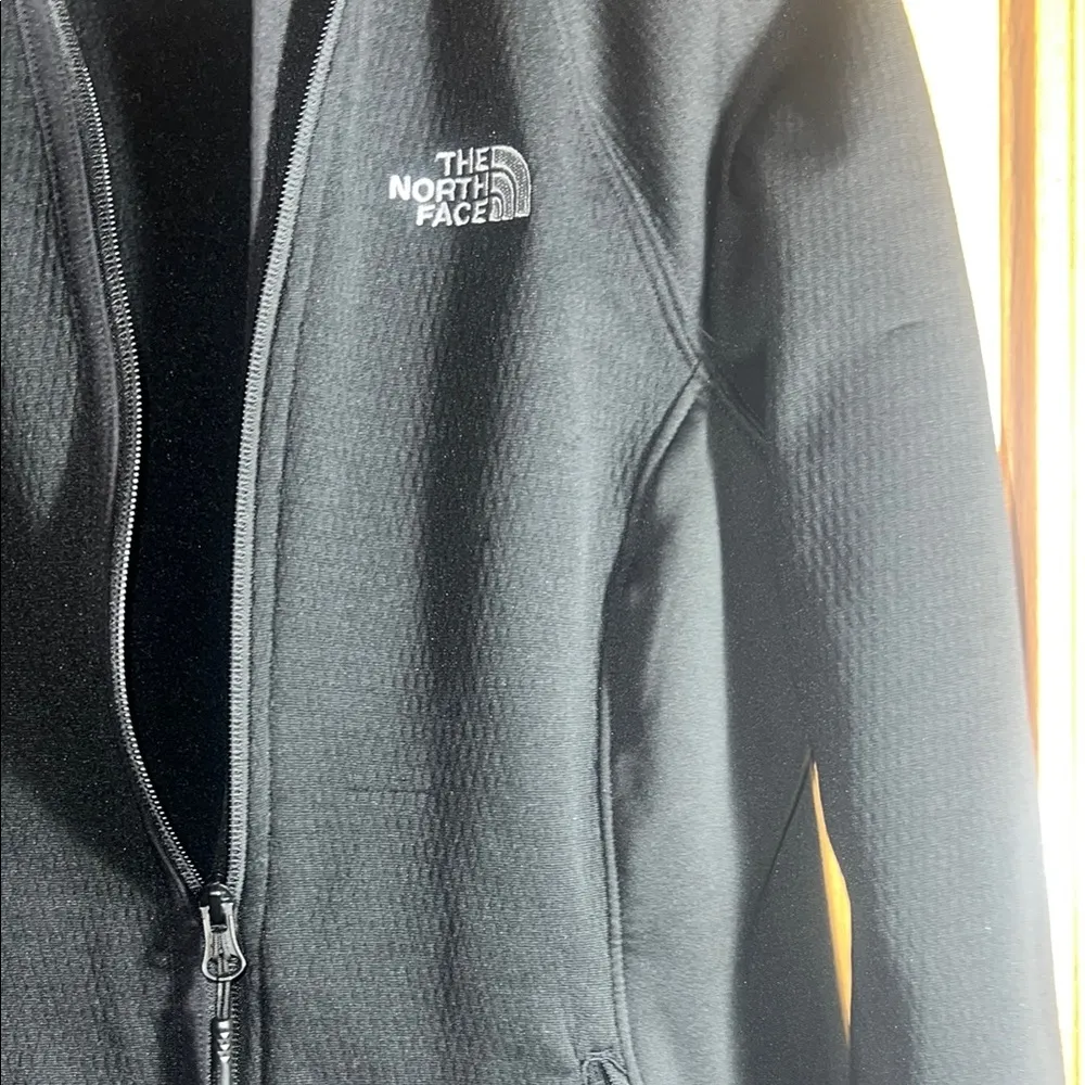 The North Face  Black Utility Jacket - Image 6