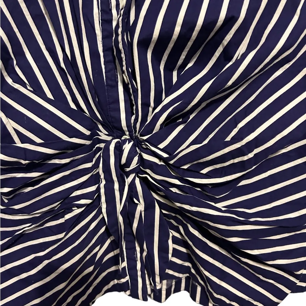 Liz Claiborne Career Sleeveless
Striped Tie Front Top Blouse size xl - Image 2
