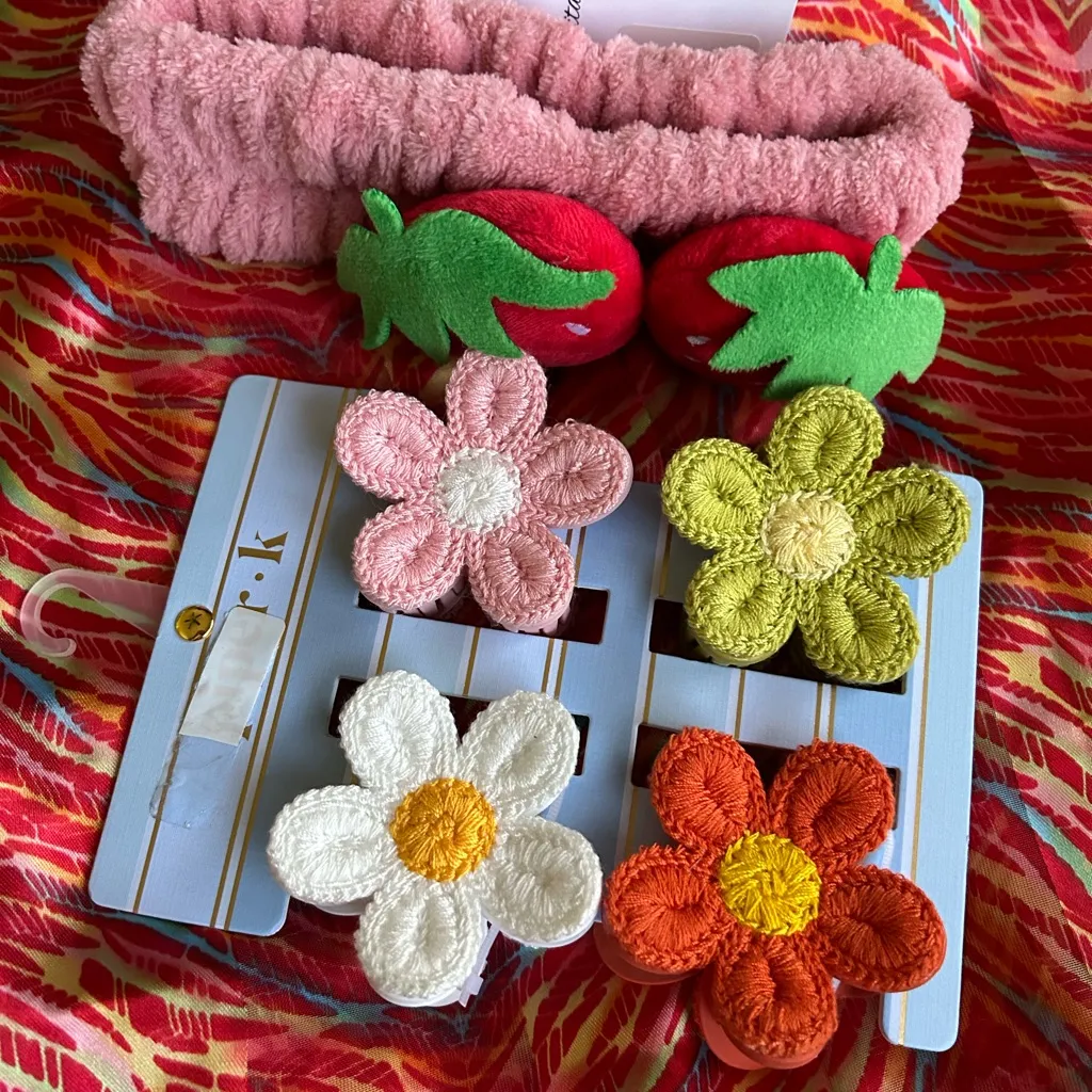 Piper K Colorful Crochet Flower Hair Clips and Strawberry Headband Pink - Image 2