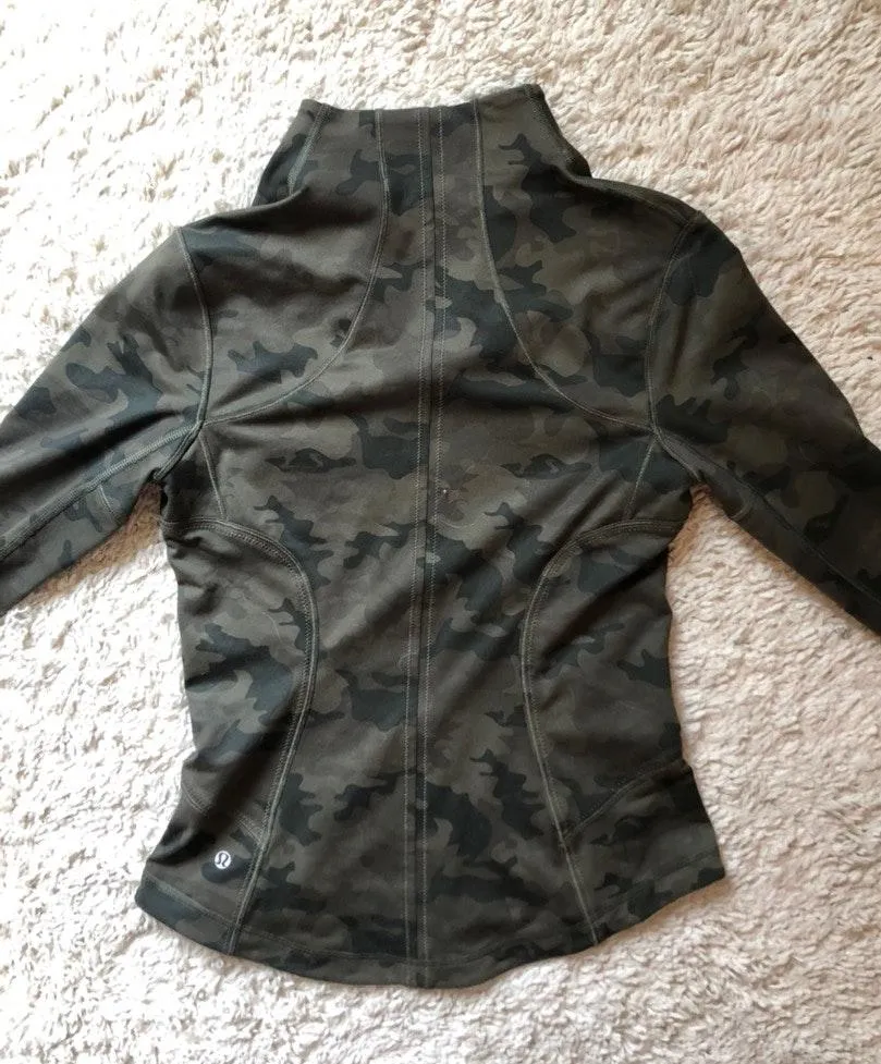 Lululemon Camo Jacket - Image 2