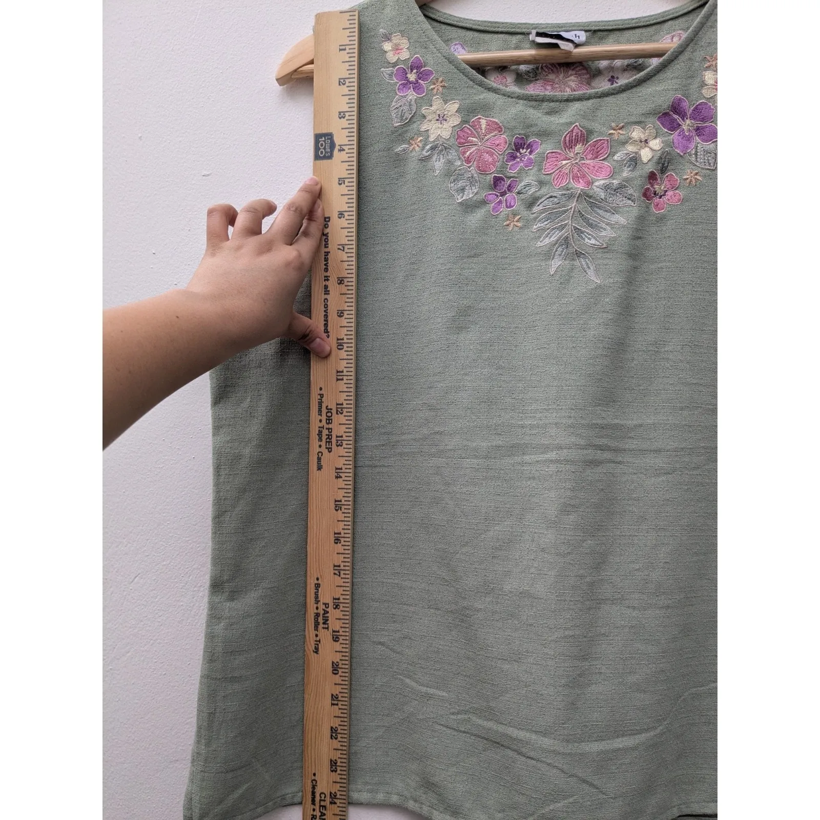 Bon Worth Women's Top Blouse Embroidered Sleeveless Green Floral VTg Size Large - Image 8