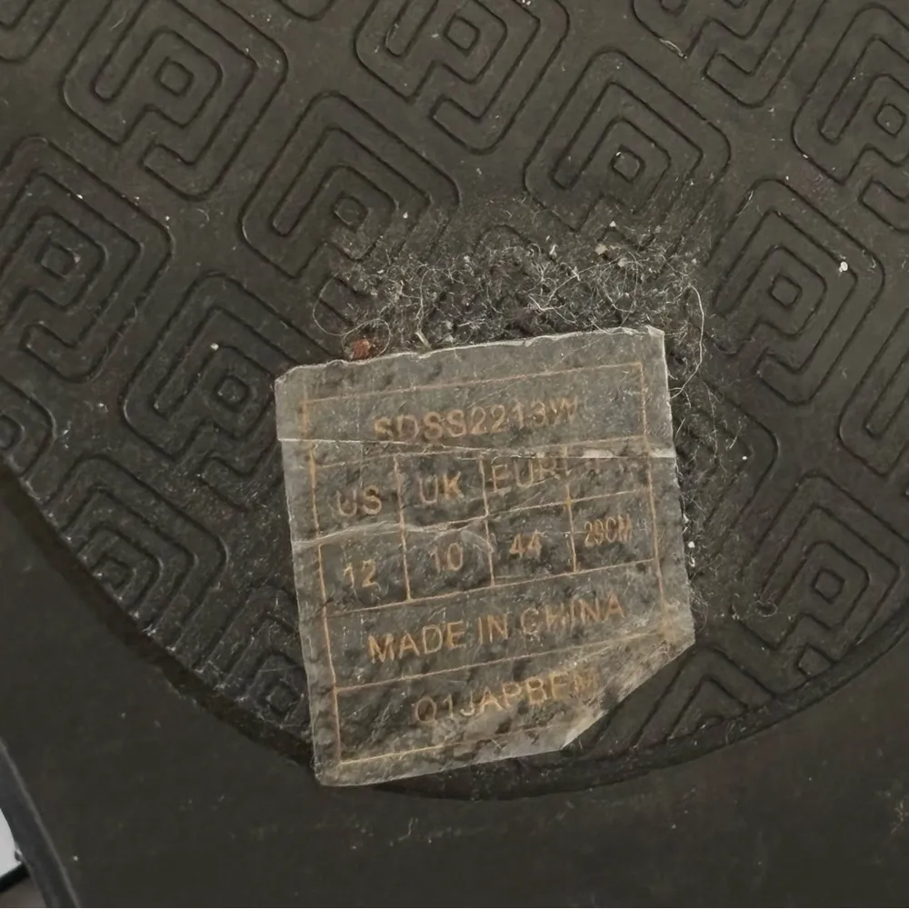 Women’s Slides Sandals Size 12 by Dream pairs - Image 6