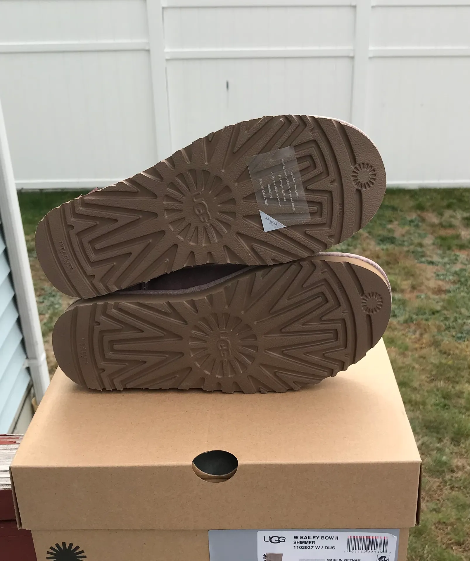 Bailey Bow II Shimmer - Image 7