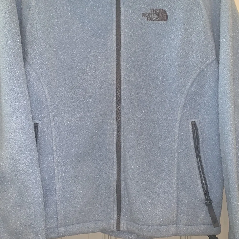 The North Face women’s zip up Polartec fleece jacket size small - Image 4