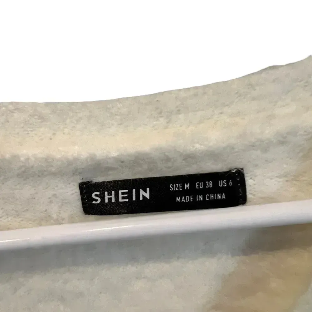 SHEIN‎ Button Down Crop Cardigan Size Medium - Image 4