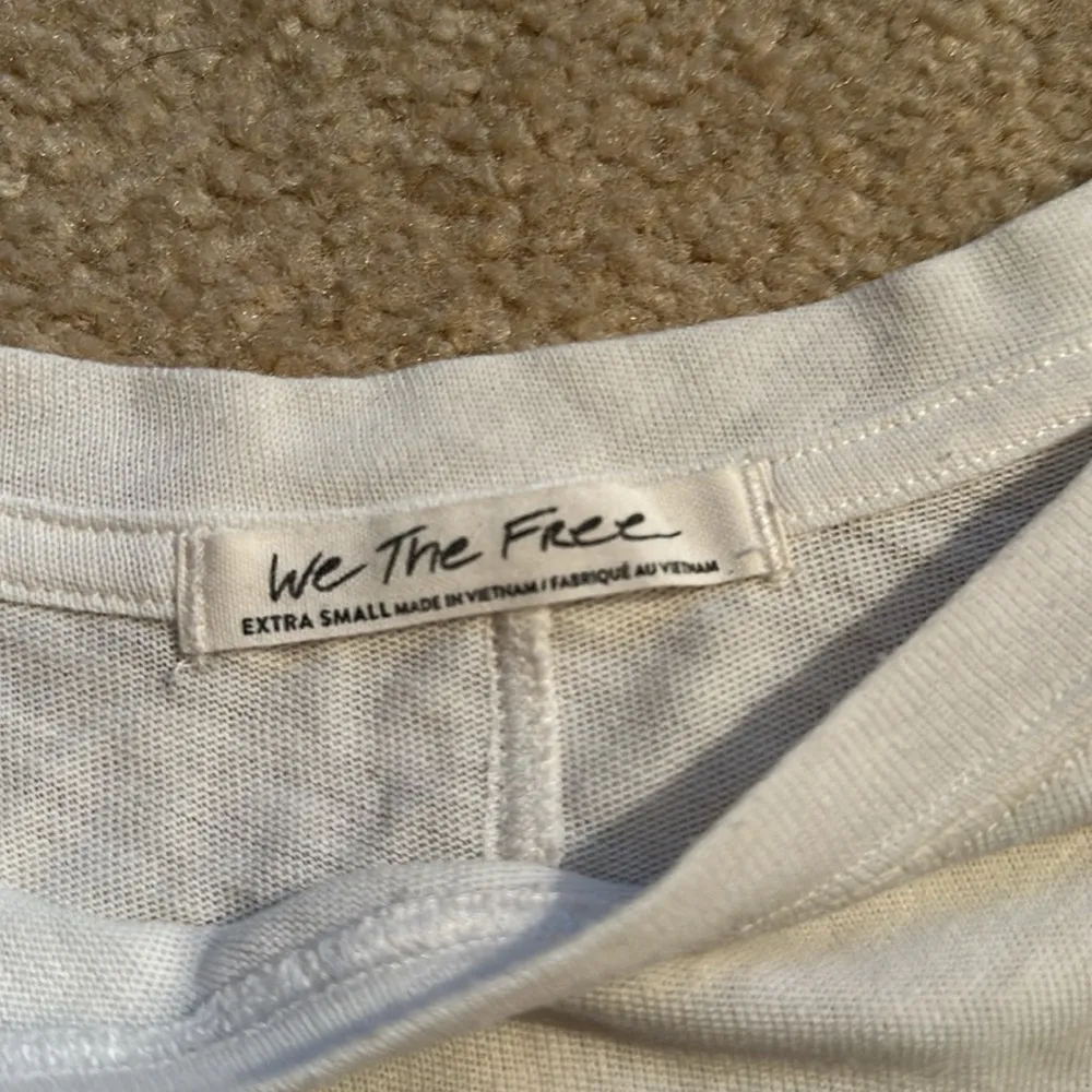 oversized distressed white tee XS - Image 2