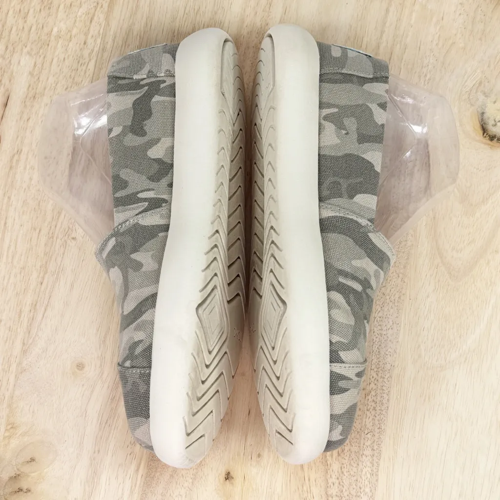 Toms Alpargata Mallow Camouflage Canvas Slip On Flats Green 8 Women - Image 5