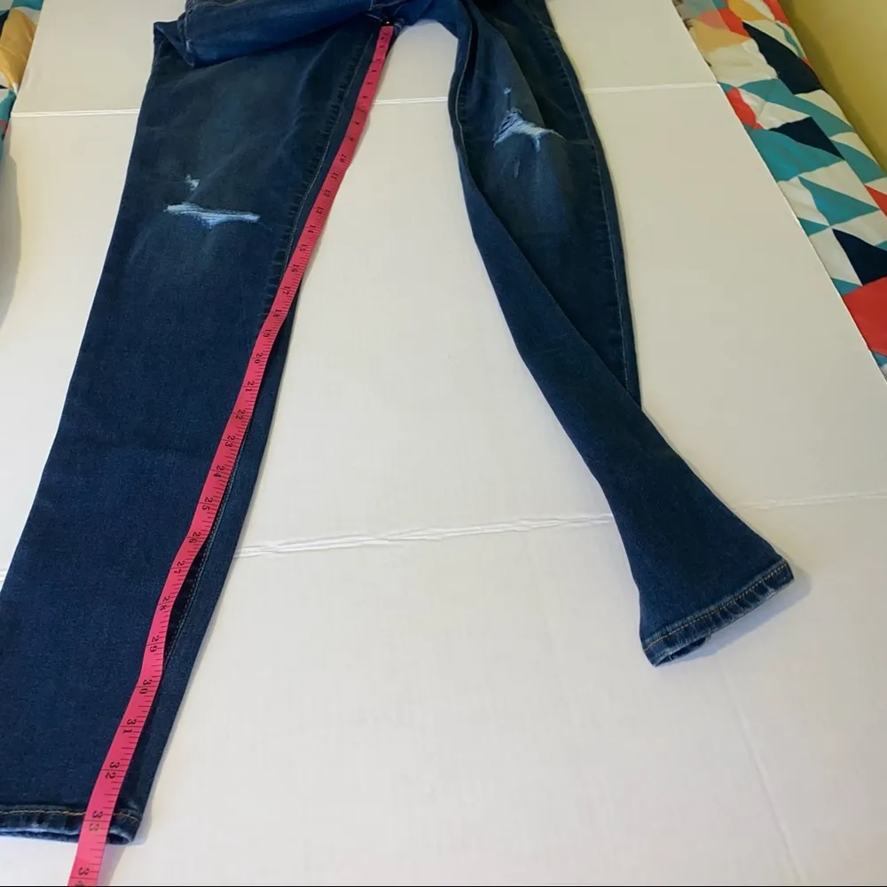 Old Navy Distressed Blue Denim Rockstar Jeggings Size 6 Tall 🆕 - Image 5