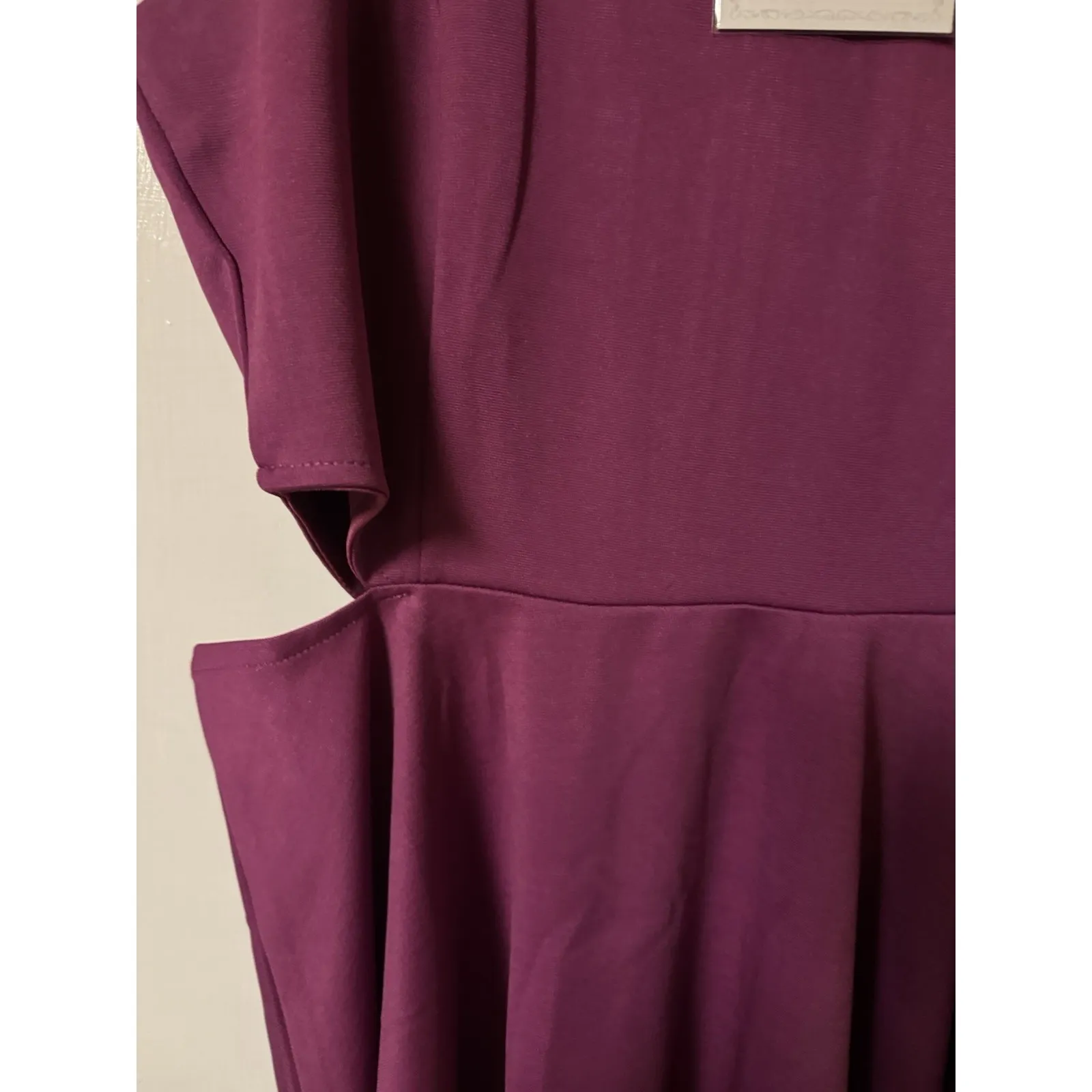 Belongsci Women's Size M Purple Sleeveless Side Cut out Mini Dress NWT Fit/Flair Size M - Image 5