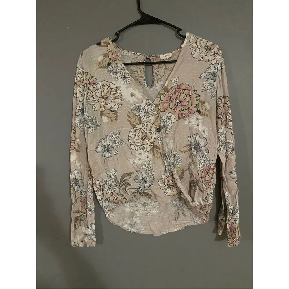 Em Crème Floral Wrap Blouse Size Small Pink - Image 3