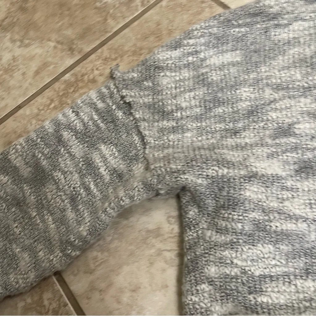 Sanctuary Revolve Cowl Neck Gray‎ Sweater Wool Blend Size Small Cozy Winter Fall - Image 6