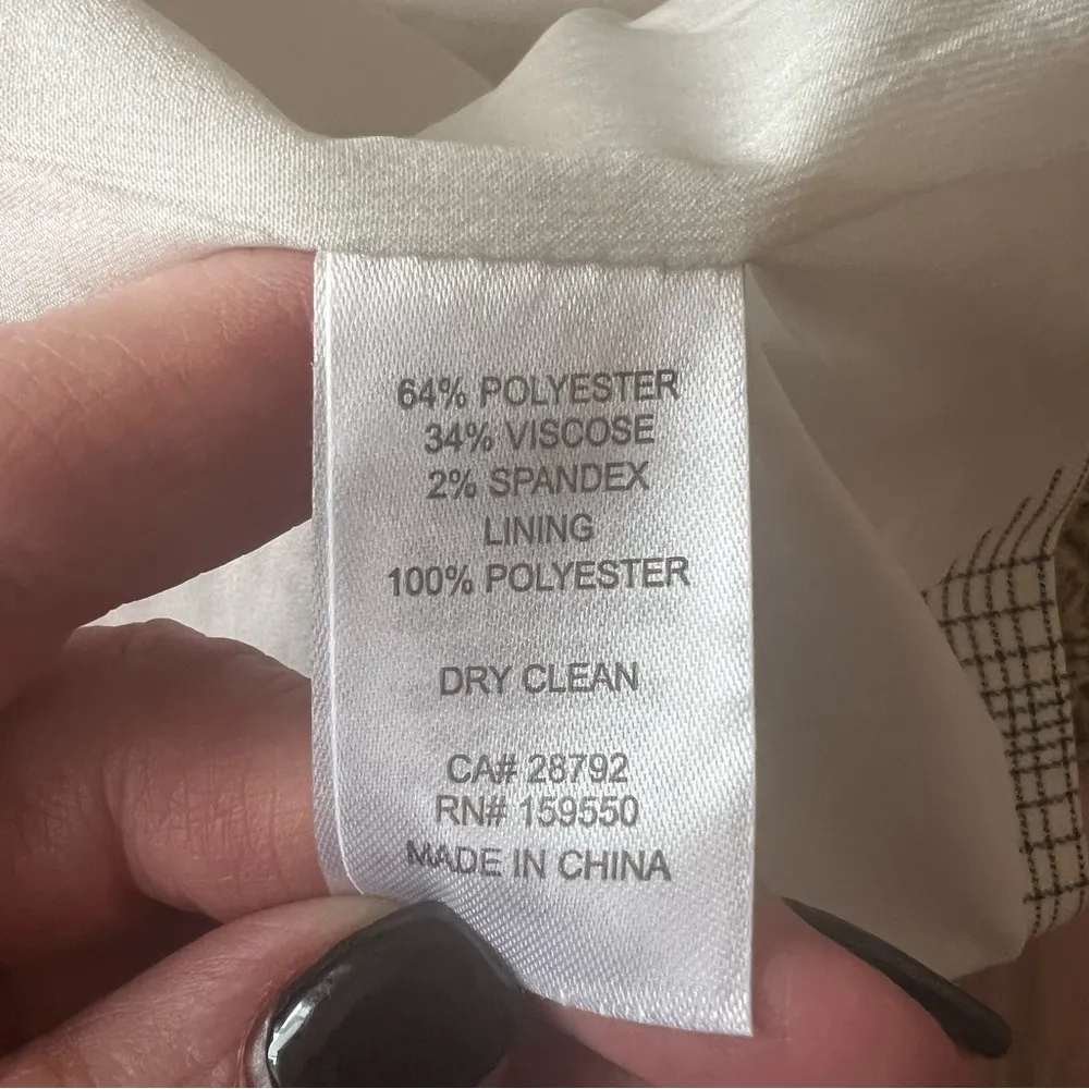 Carolina Belle Montreal B/W Plaid Coat Jacket Size Large Fully Lined Car… - Image 5