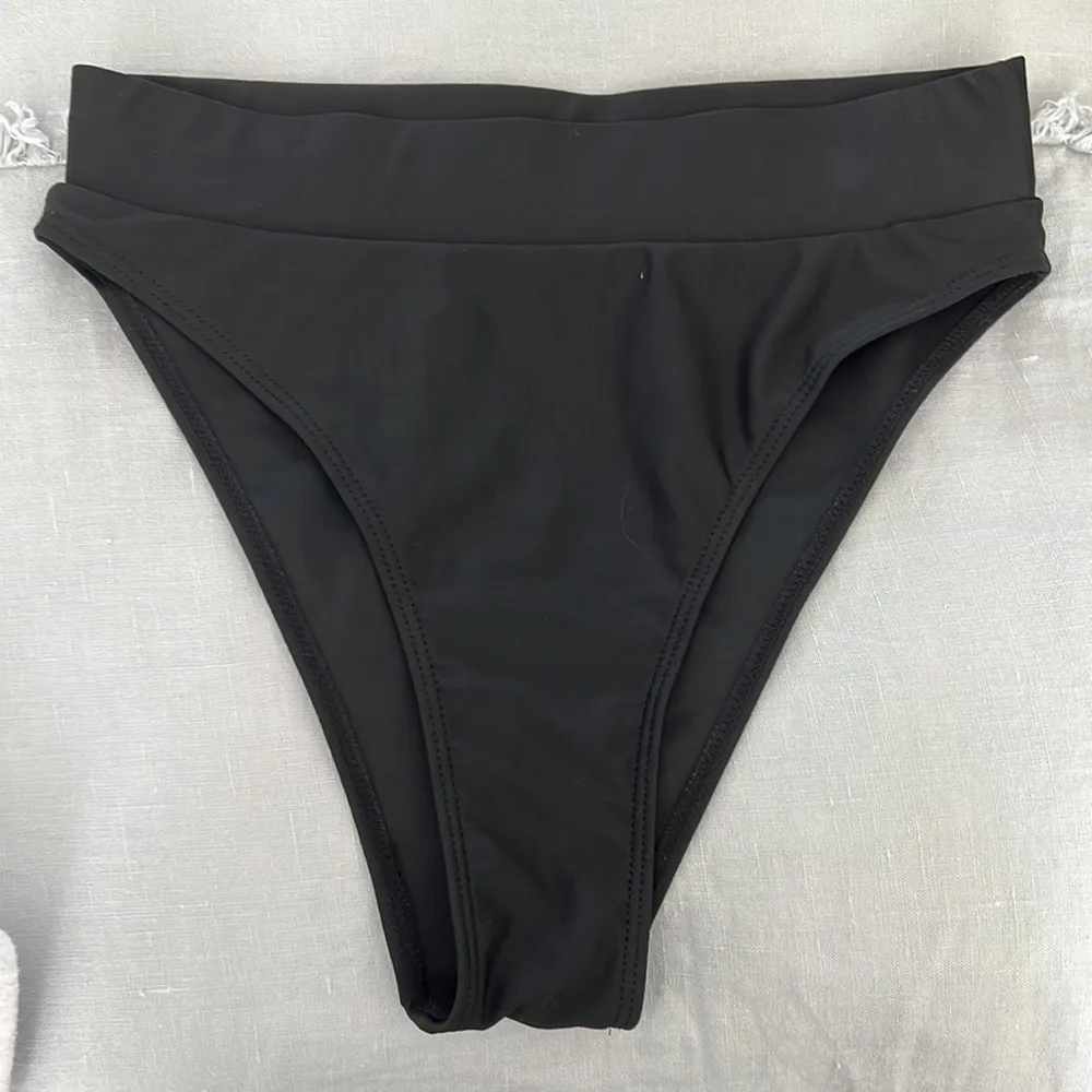 3 Piece Bikini Set - Image 2