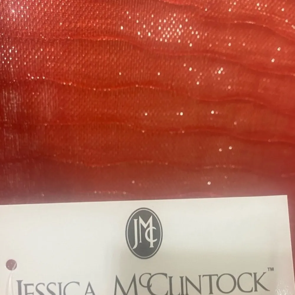 Jessica McClintock Red shimmery scarf. - Image 3