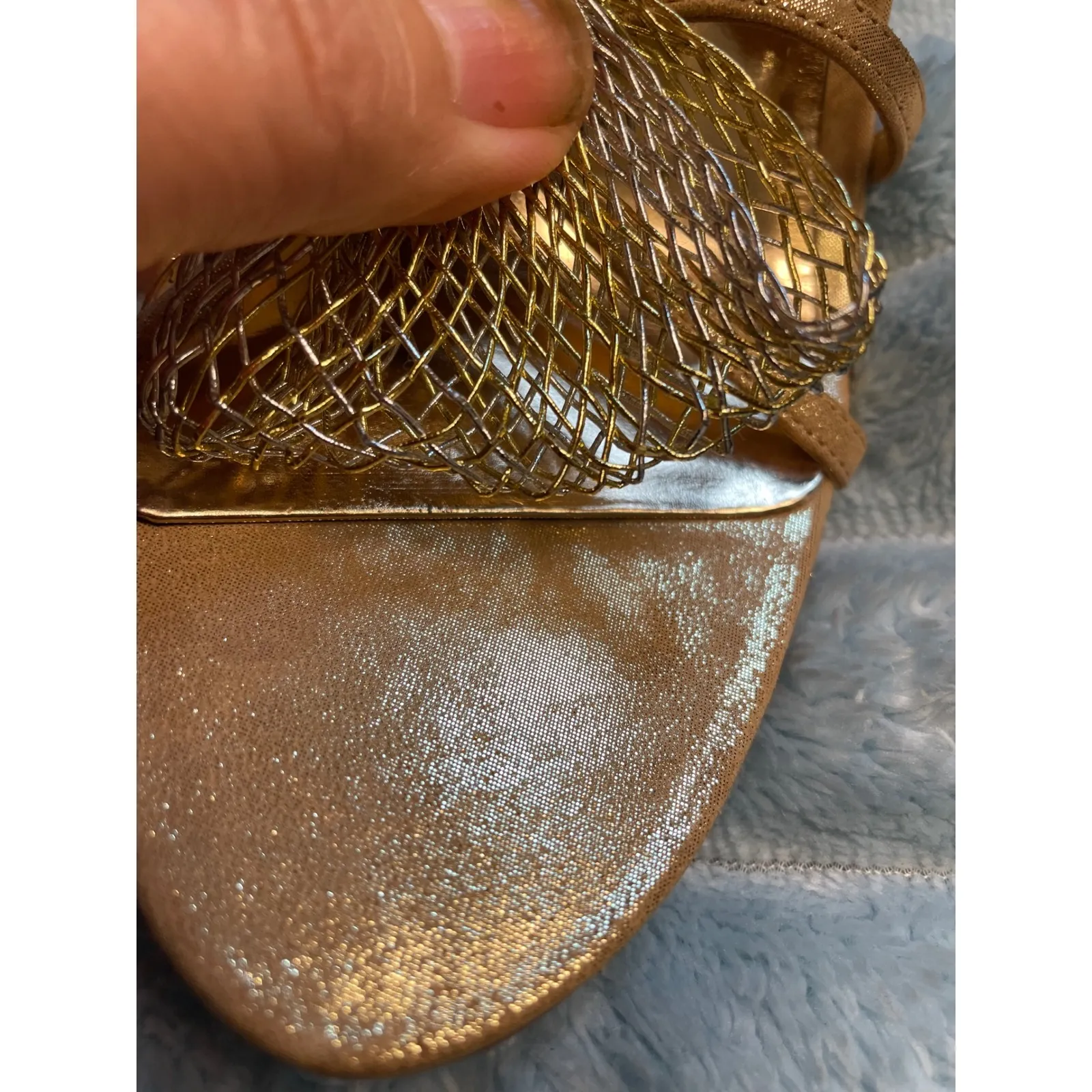 Badgley Mischka Gold Metallic Heels Stiletto Bow Mesh Ankle Strap Sandals 5.5M - Image 4