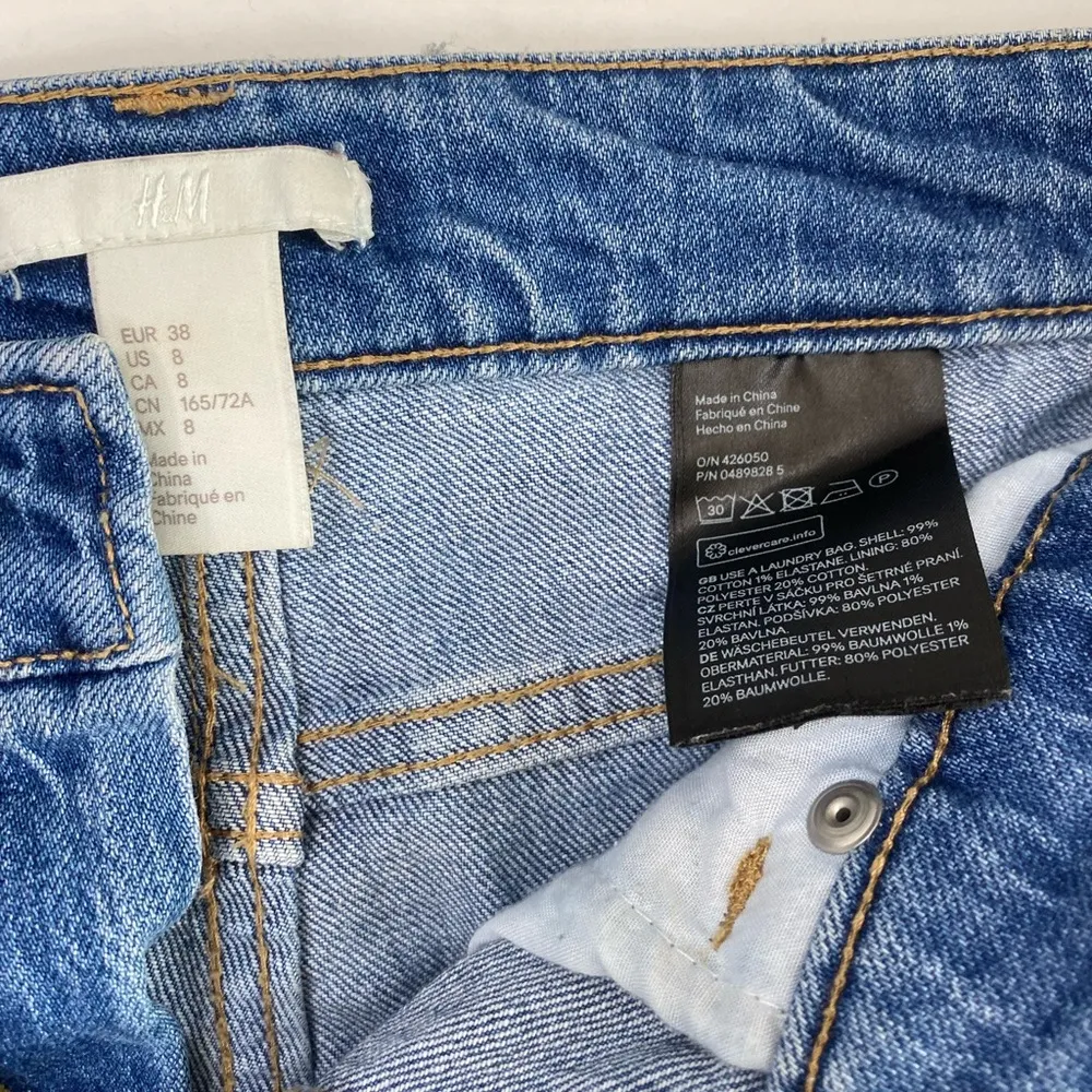 Women's Distressed Blue Shorts Size 8 - Image 3