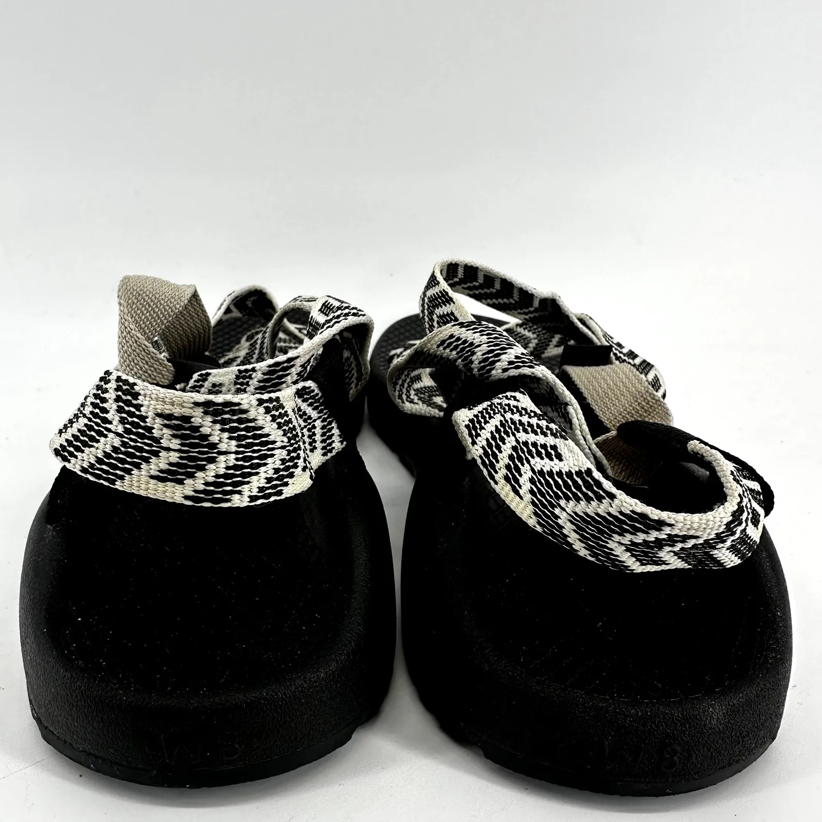 Chaco Z2 Classic Sports Sandal Antimicrobial Arrow Strap Toe Loop Black White 8 - Image 5