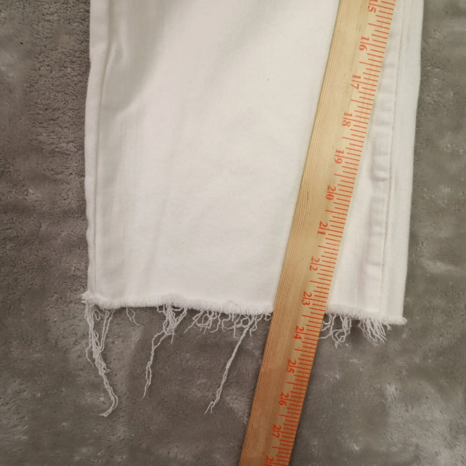 Judy Blue Off White Button Fly Raw Hem Wide Leg Crop Jeans size 11/30 Stretch - Image 3