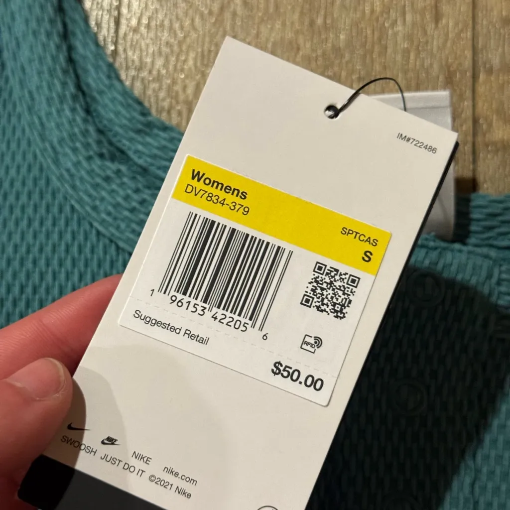 NWT Nike Long Sleeve Cropped Top Teal Size Small - Image 3