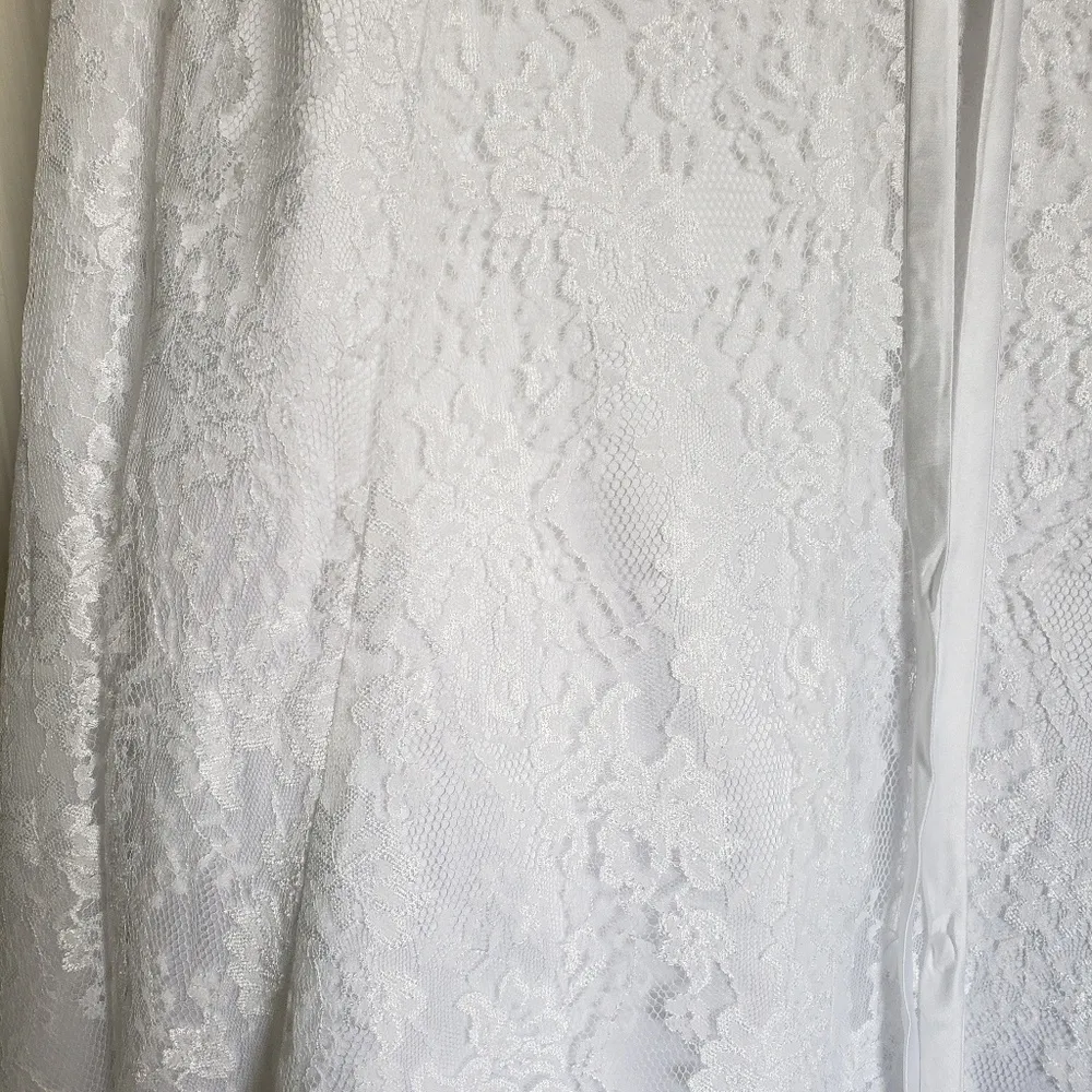 NWT David's bridal A-line wedding gown and trumpet petticoat - Image 9