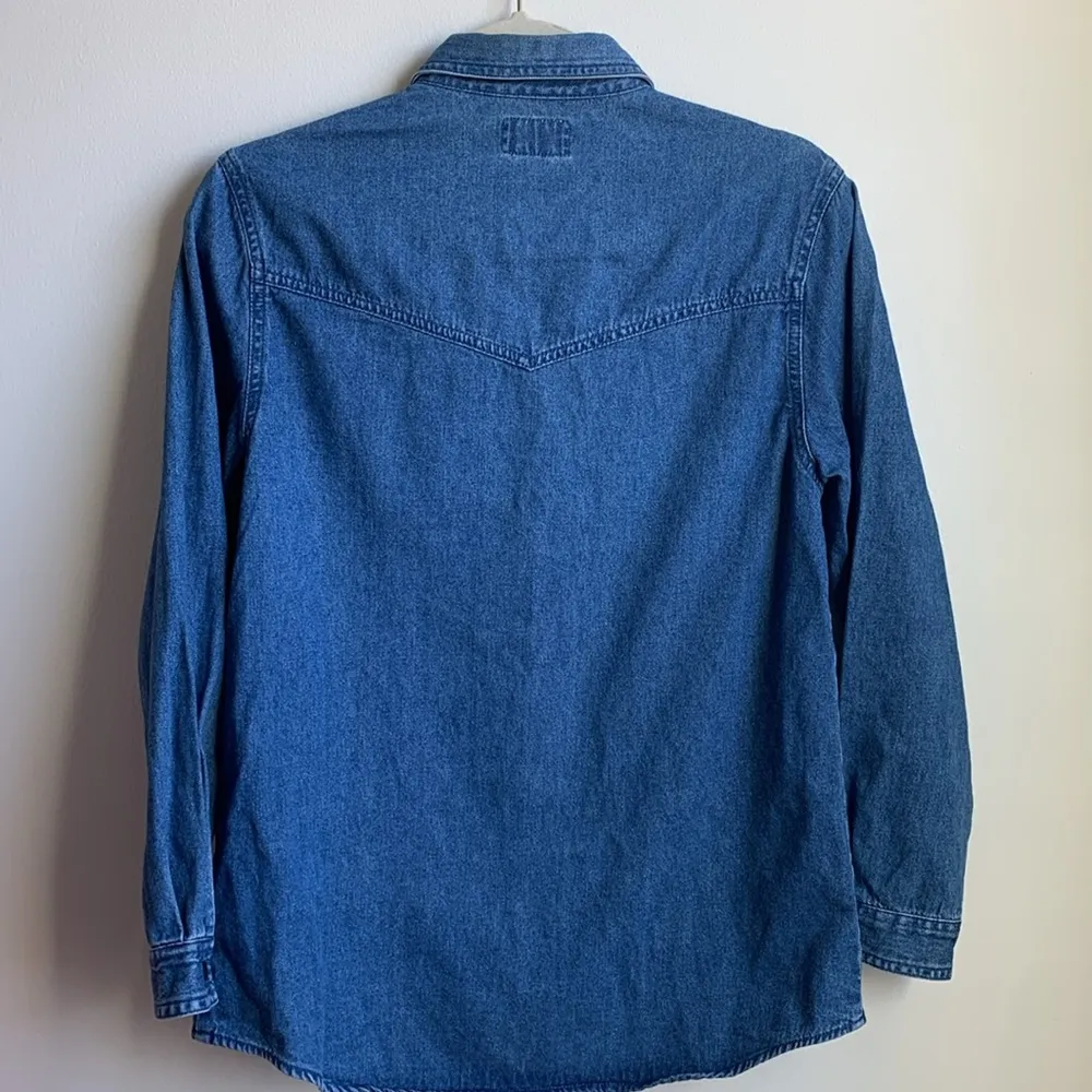 Rhinestone Cowgirl Studded Lattice Denim Chambray Western Shirt Blue - Image 6