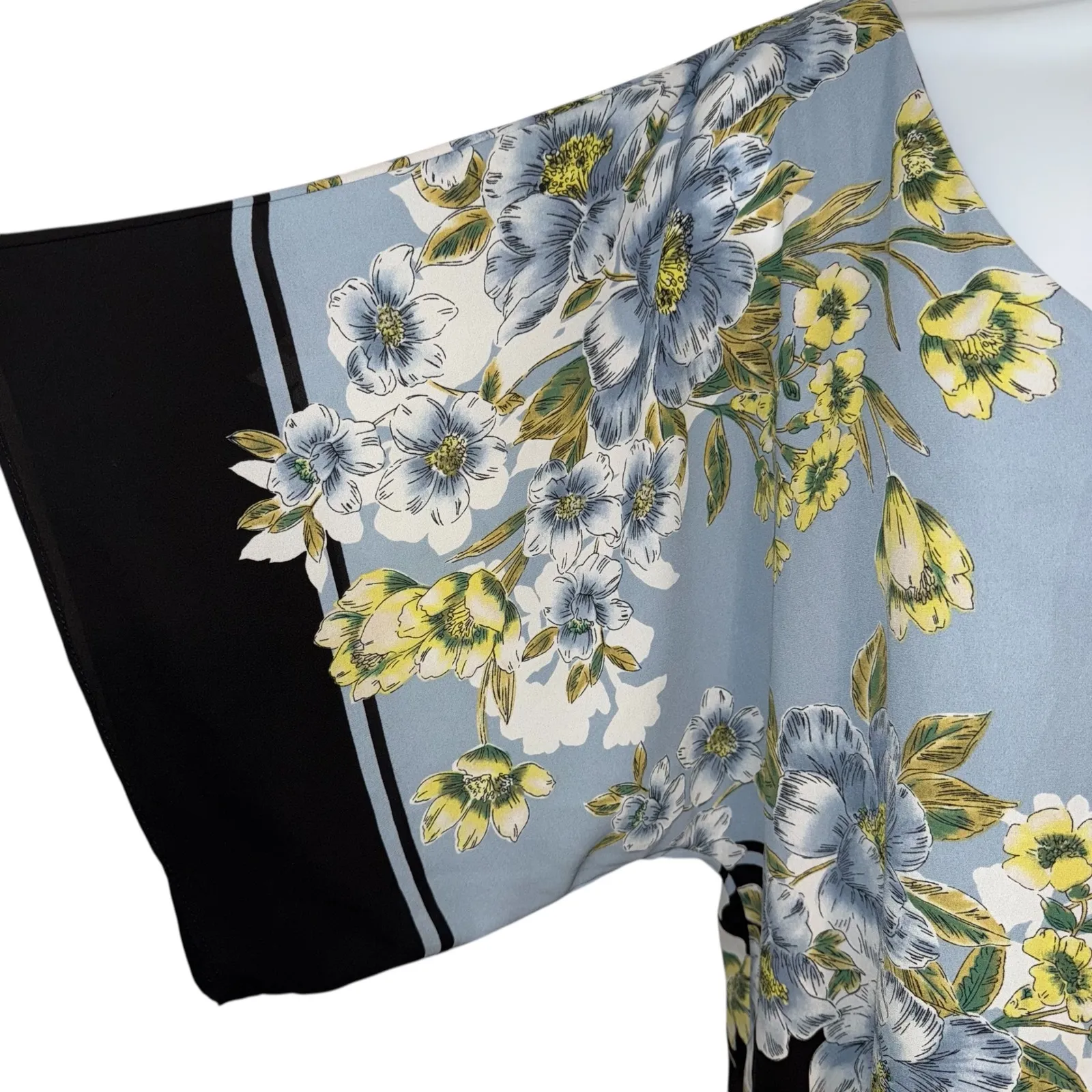 WHITE HOUSE BLACK MARKET Floral Print Kimono Sleeve Blouse Top EUC Size M - Image 4