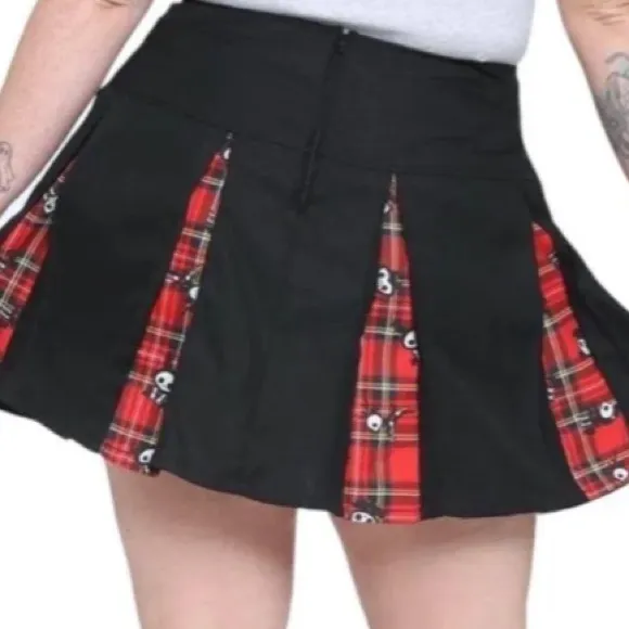 Hot Topic Skelanimals Plaid Contrast Pleated Skull Skirt Black Red ‎ Size SM - Image 10