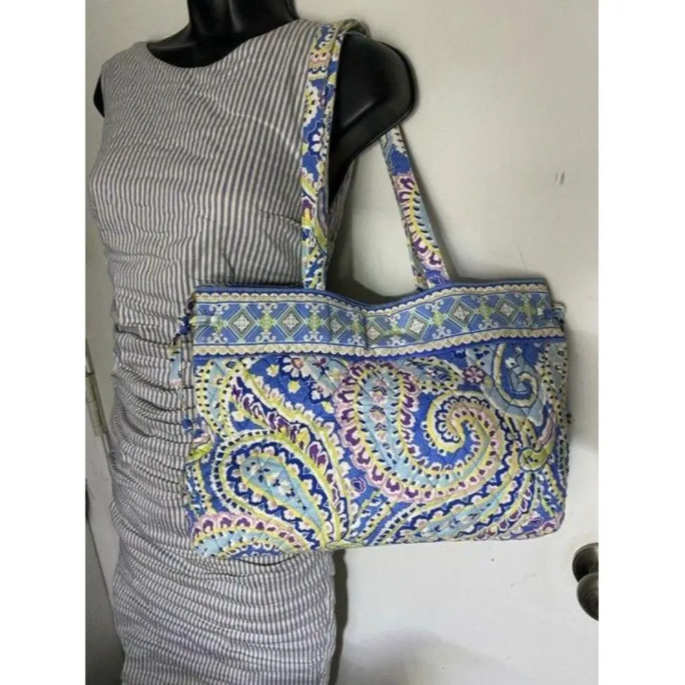 Vera Bradley Large Quilted Blue Purple Yellow Whit - Image 6