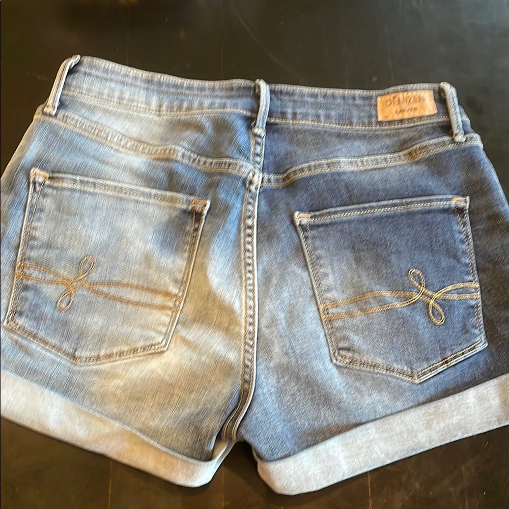 Denizen from Levi's Blue Jean Shorts with Vintage Distressing - Image 2