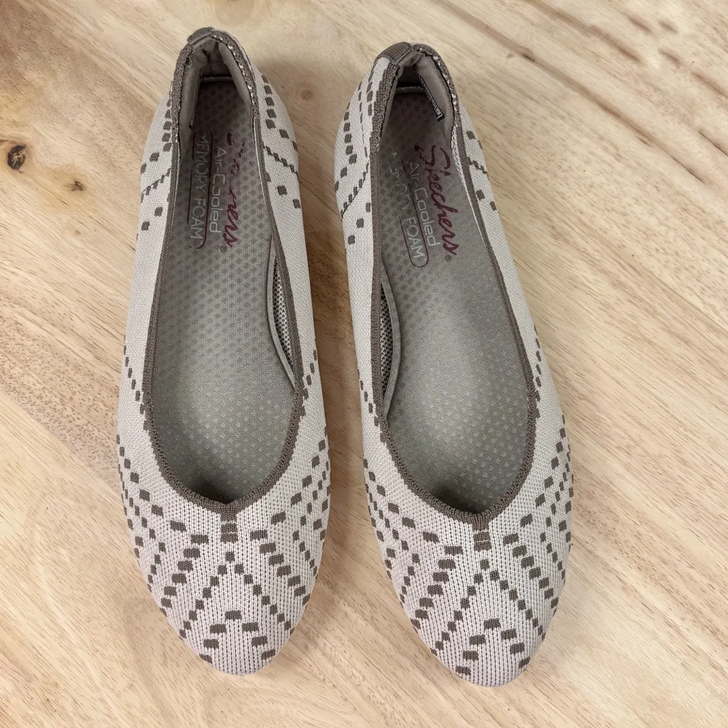 Skechers Women's Cleo 2.0 Be Amazed Geometric Knit Ballet Flats Shoes Tan 9.5 - Image 4