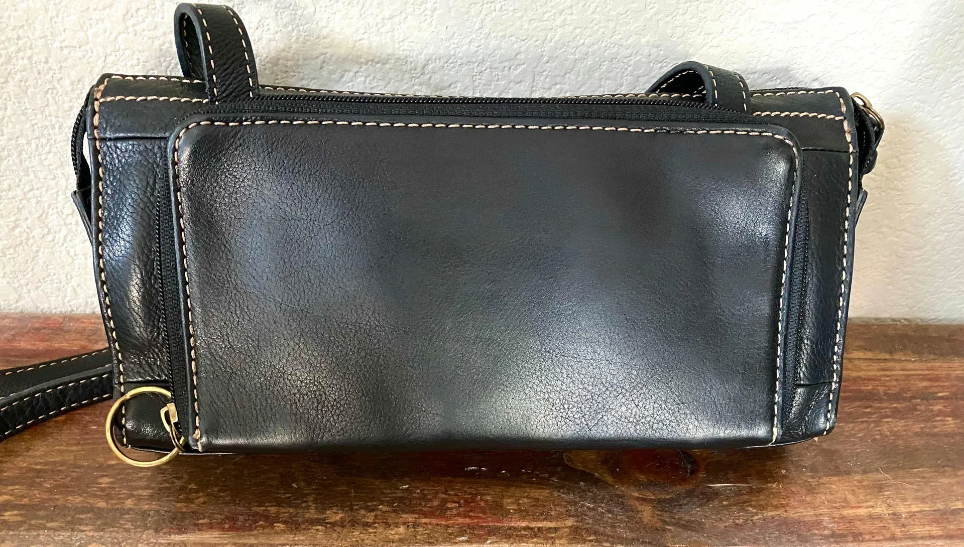 Like new black leather  crossbody bag with built in wallet. Sz 10.5” x 6.5” - Image 3