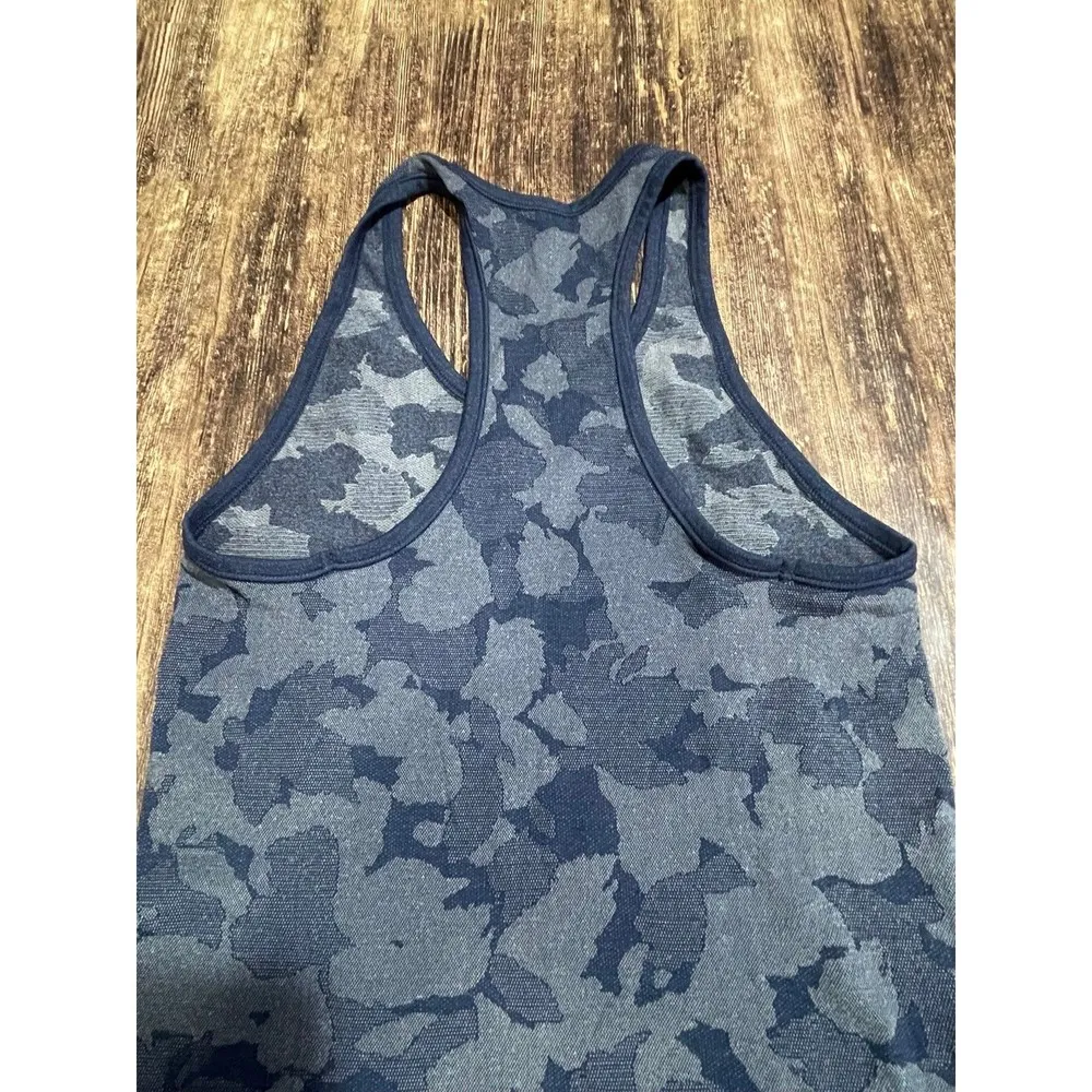 Athleta speedlight camo racerback tank size XS - Image 4