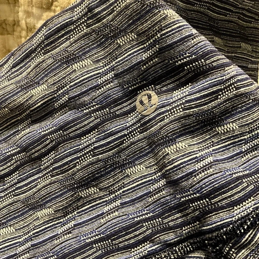 Lululemon Wunder under‎ crop leggings size 4 twist sapphire space dye high rise - Image 5